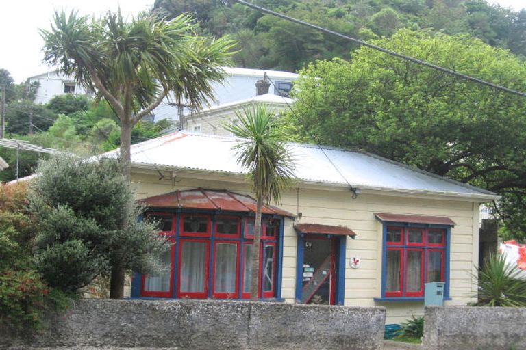 Photo of property in 182 Aro Street, Aro Valley, Wellington, 6021