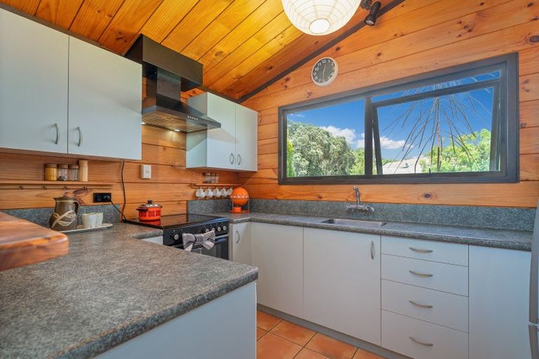 Photo of property in 101 Robinson Road, Whitianga, 3510