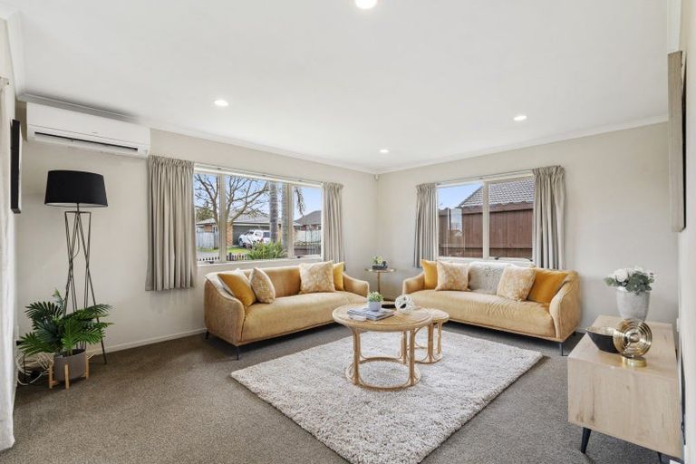 Photo of property in 37 Milson Drive, Papakura, 2110