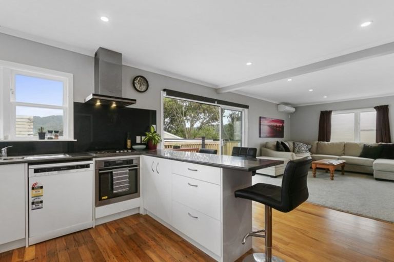 Photo of property in 24 Castlerea Street, Wainuiomata, Lower Hutt, 5014