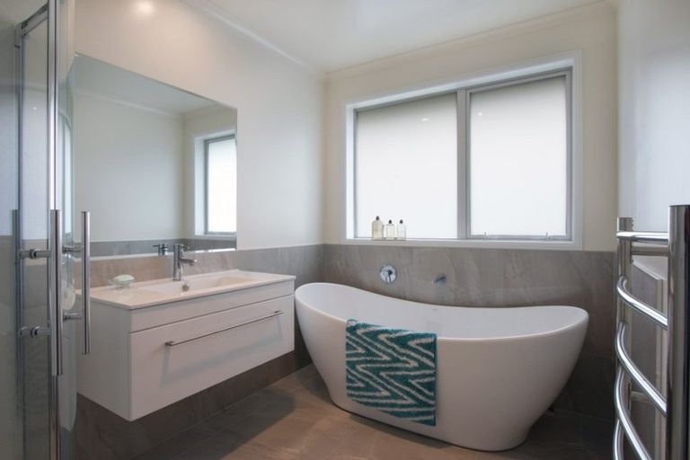 Photo of property in 10 Friis Drive, Katikati, 3178