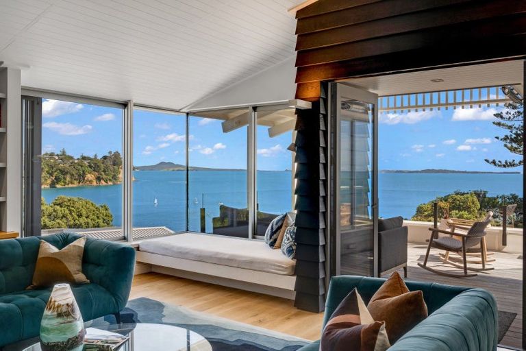 Photo of property in 23 Rangitoto View Road, Cockle Bay, Auckland, 2014