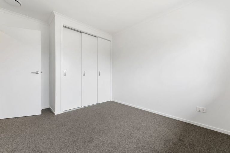 Photo of property in 30c Russell Road, Manurewa, Auckland, 2102