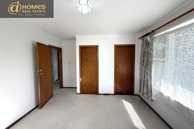 Photo of property in 16 Edgewood Way, Henderson, Auckland, 0612