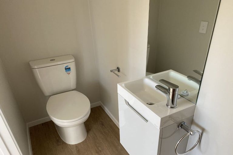 Photo of property in 1/125b Metcalfe Road, Ranui, Auckland, 0612