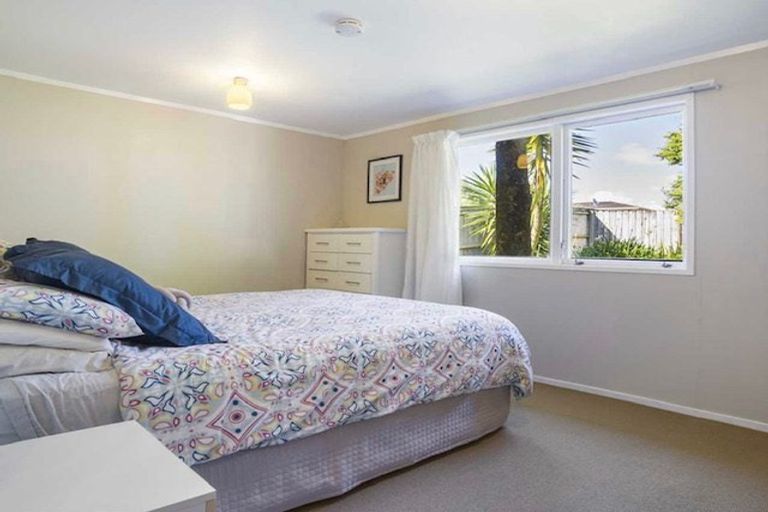 Photo of property in 48 Finnerty Avenue, Howick, Auckland, 2014