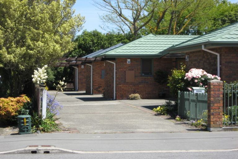 Photo of property in 1/39 Cleveland Street, Edgeware, Christchurch, 8013