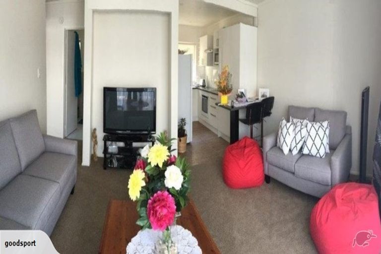 Photo of property in 9/41 Anzac Road, Browns Bay, Auckland, 0630