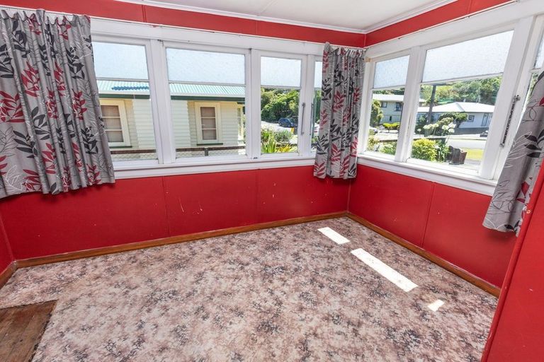 Photo of property in 20 Ashmore Avenue, Cobden, Greymouth, 7802