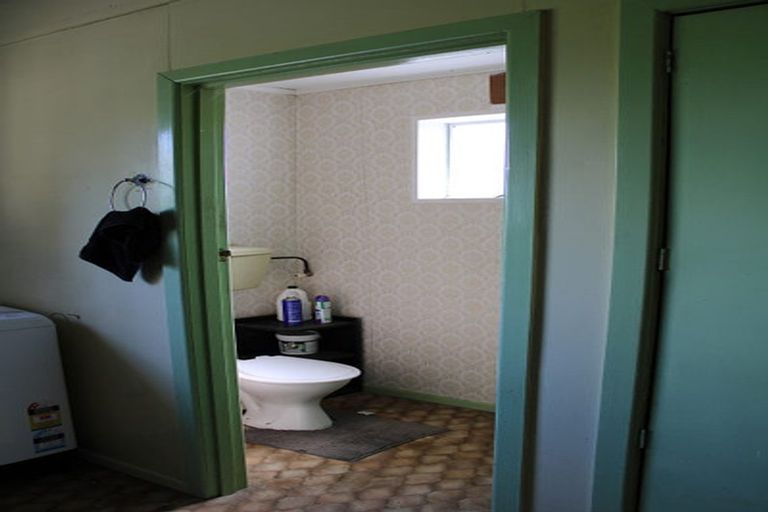 Photo of property in 2079 Clinton Highway, Kuriwao, Clinton, 9584