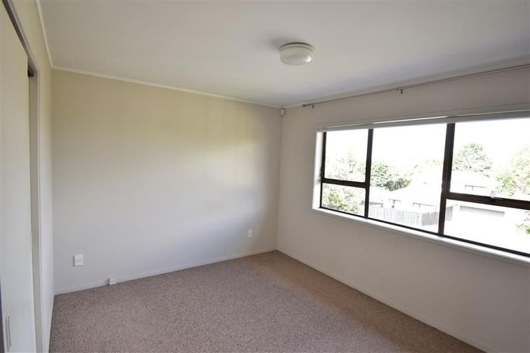 Photo of property in 1/131 Mokoia Road, Birkenhead, Auckland, 0626