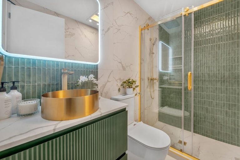 Photo of property in 56 Mckean Avenue, Manurewa, Auckland, 2102