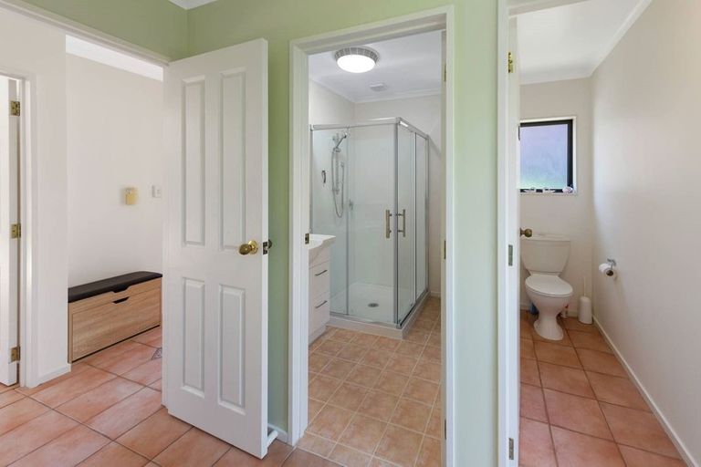 Photo of property in 4/20 Hutchinsons Road, Bucklands Beach, Auckland, 2014