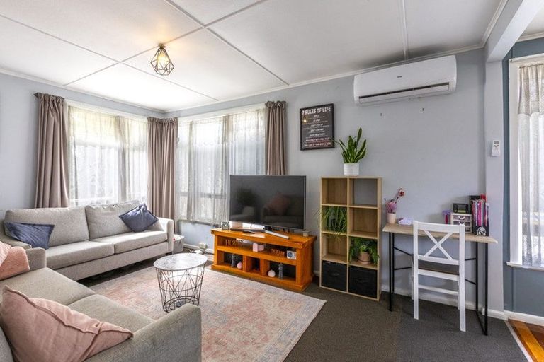 Photo of property in 20 Wordsworth Crescent, Maraenui, Napier, 4110