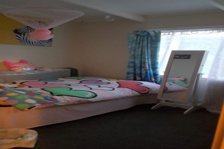 Photo of property in 16 Richard Road, Mangere, Auckland, 2022