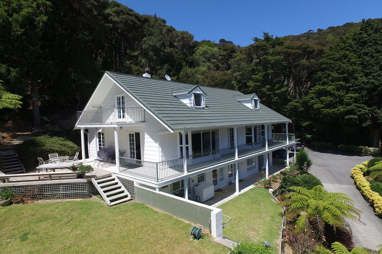 Photo of property in 48 Joyces Road, Paihia, 0200