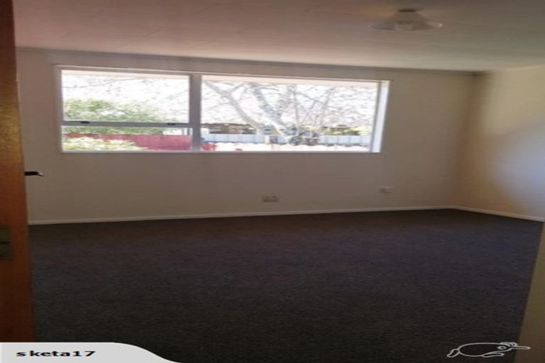 Photo of property in 51b Gemstone Drive, Birchville, Upper Hutt, 5018