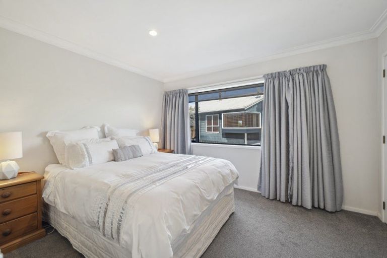 Photo of property in 2/7 Waihora Street, Taupo, 3330