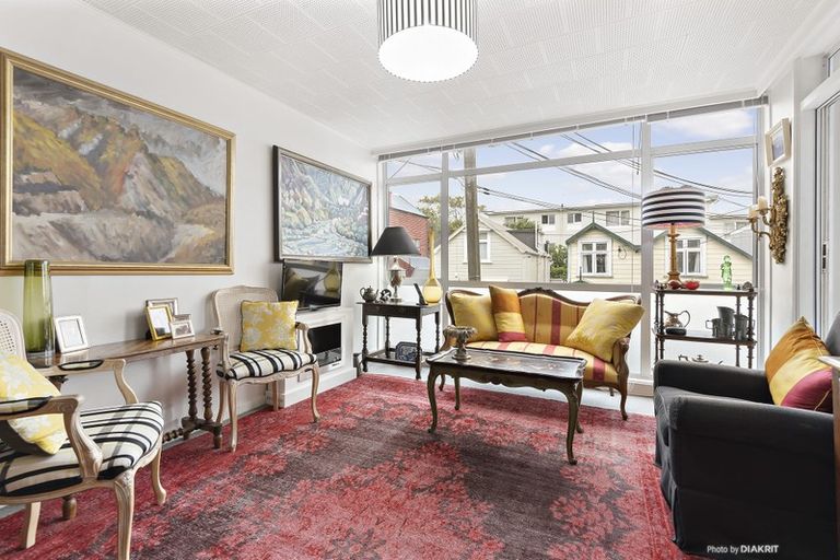 Photo of property in 44 Majoribanks Street, Mount Victoria, Wellington, 6011