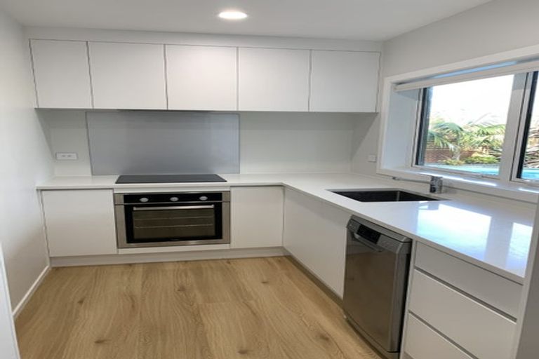 Photo of property in 44 Fordyce Avenue, Sunnyhills, Auckland, 2010