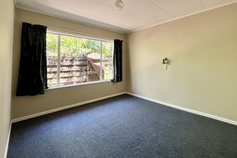 Photo of property in 2/56 Lynden Avenue, Hillcrest, Auckland, 0627