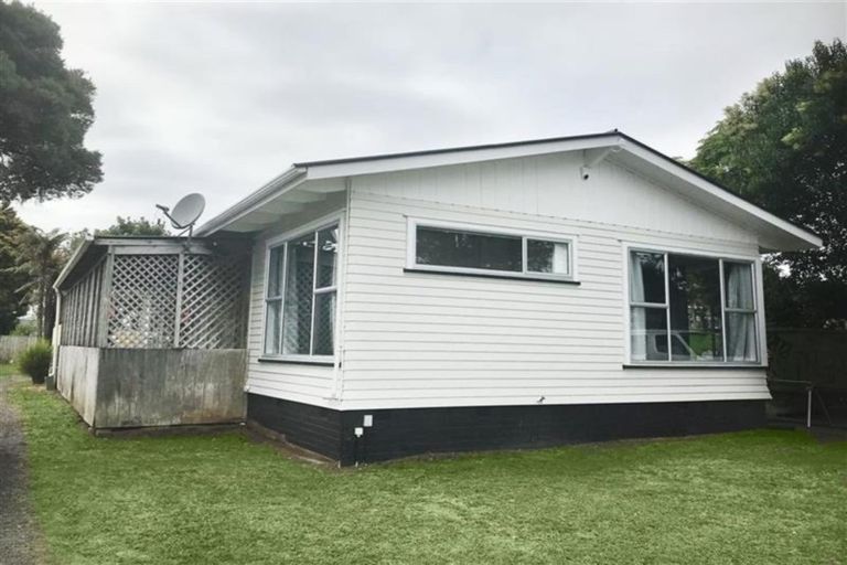 Photo of property in 13 Mail Avenue, Weymouth, Auckland, 2103