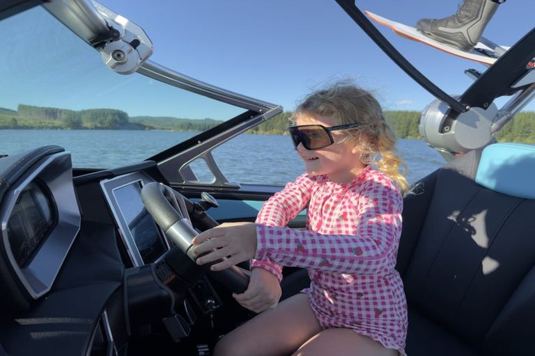 Photo of property in 15 Taniwha Street, Mangakino, 3421