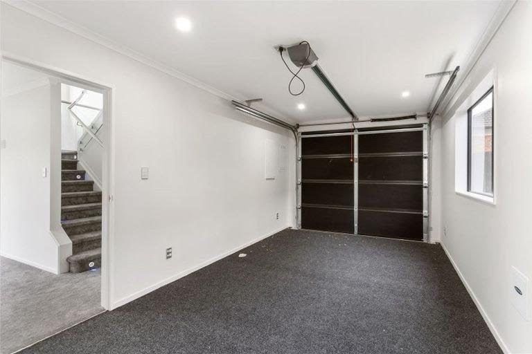 Photo of property in 18 Calvert Avenue, Mangere East, Auckland, 2024