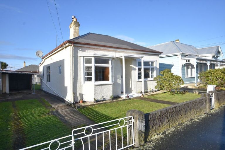 Photo of property in 43 Young Street, Saint Kilda, Dunedin, 9012