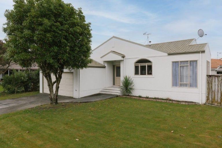 Photo of property in 14 Emmerdale Mews, Highbury, Palmerston North, 4412