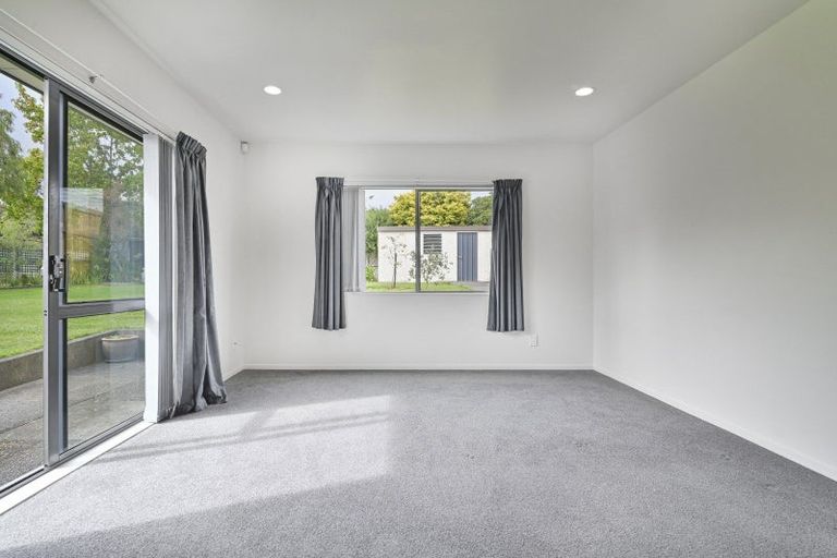 Photo of property in 22 Woodlands Drive, Havelock North, 4130