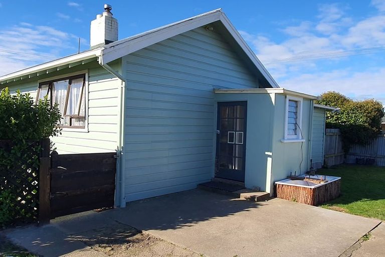 Photo of property in 9 Betten Street, Waimate, 7924