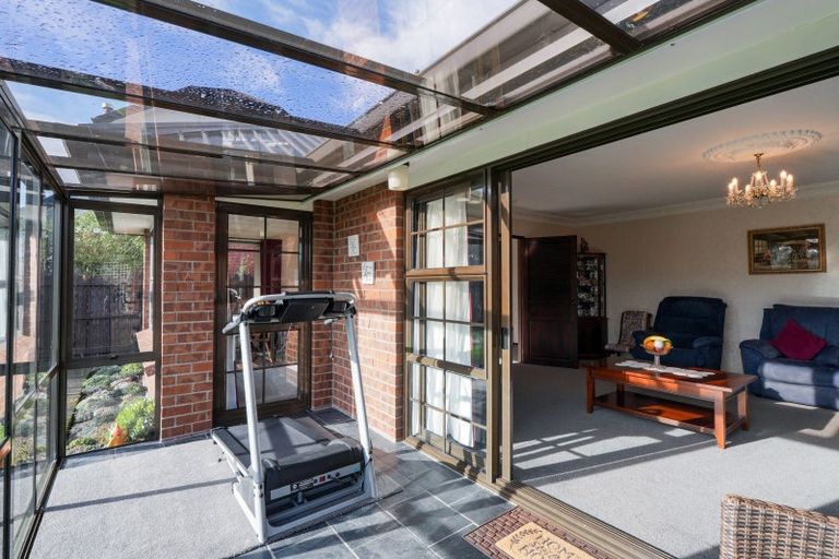 Photo of property in 5 Mcleod Court, Rosedale, Invercargill, 9810