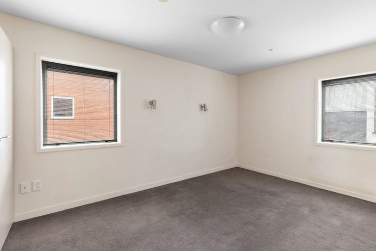 Photo of property in 21 Cambridge Terrace, Christchurch Central, Christchurch, 8013