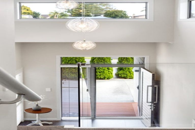 Photo of property in 9 Westview Place, Western Heights, Hamilton, 3200