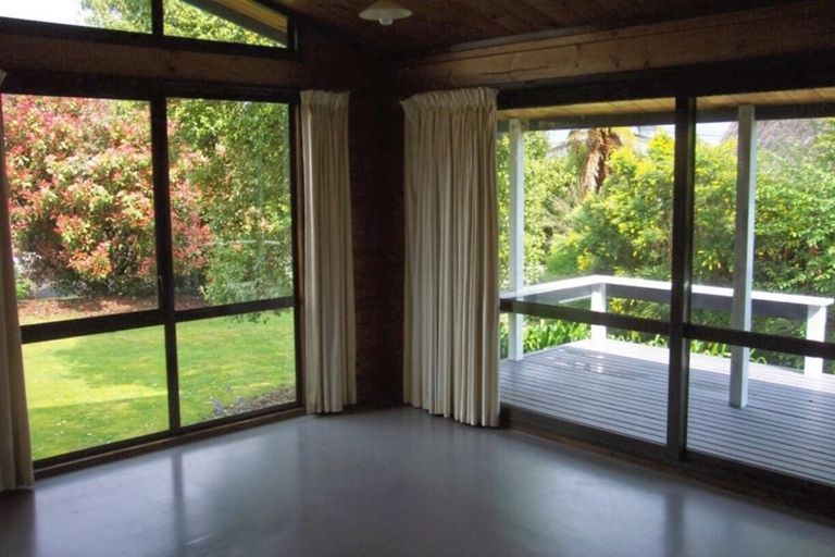 Photo of property in 54 Iles Road, Lynmore, Rotorua, 3010