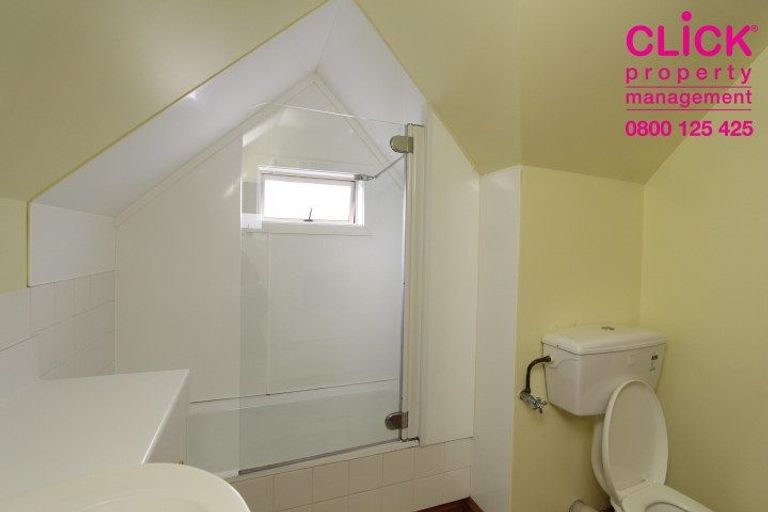 Photo of property in 1074 George Street, North Dunedin, Dunedin, 9016