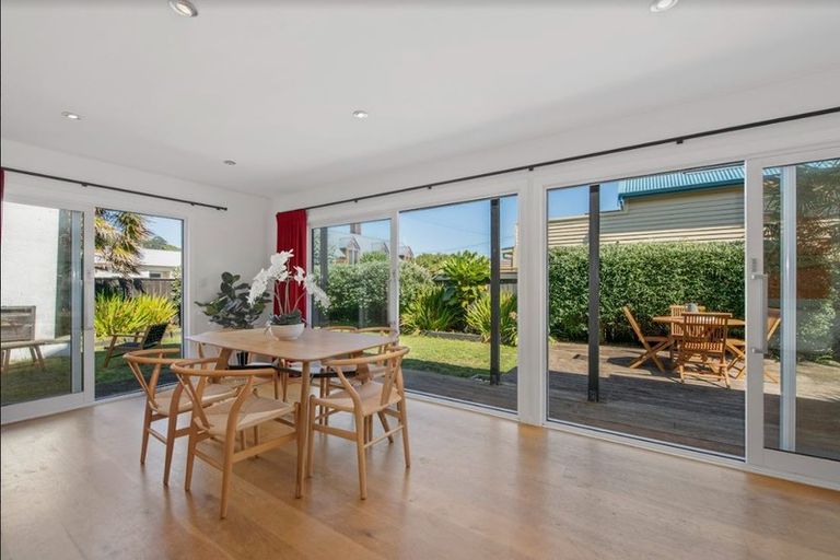 Photo of property in 19 Miro Street, Eastbourne, Lower Hutt, 5013