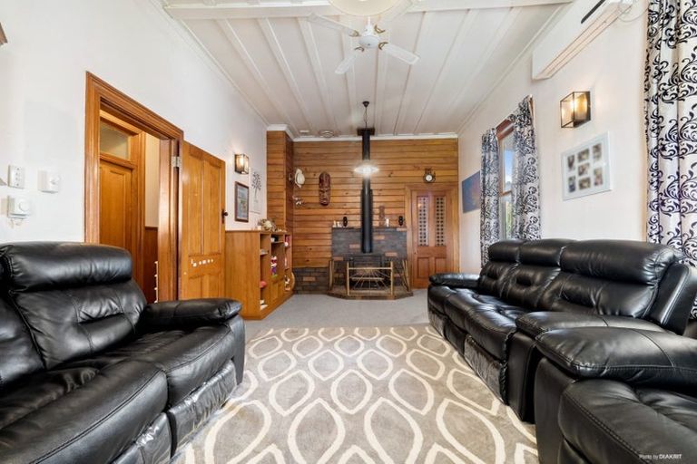 Photo of property in 235 Victoria Street West, Pukekohe, 2120