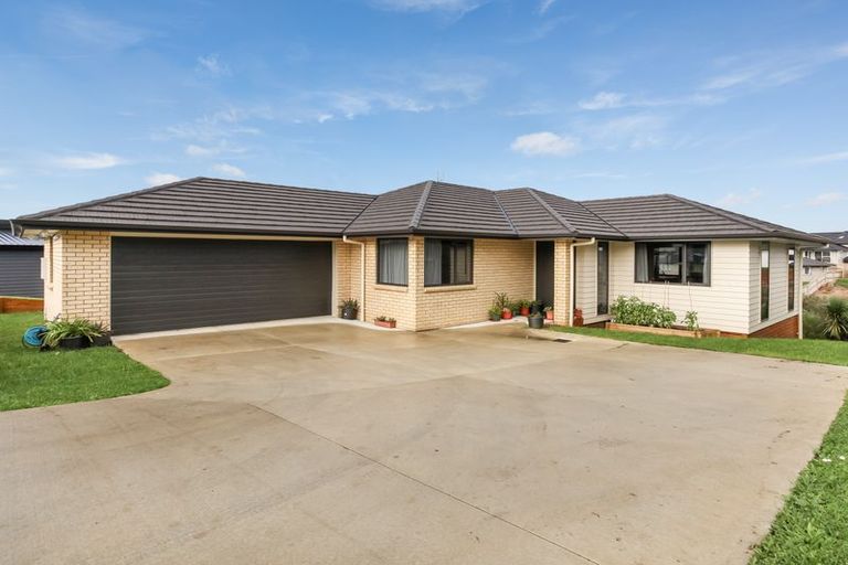 Photo of property in 17 Canmore Street, Pokeno, 2402