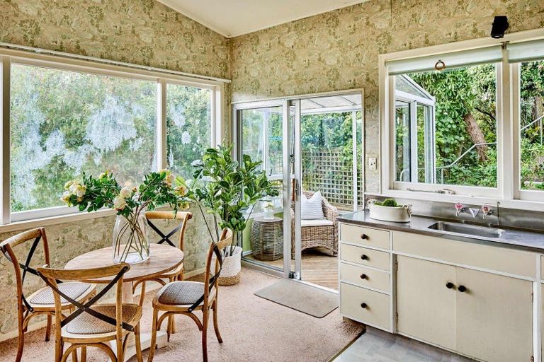 Photo of property in 45 Motuhara Road, Plimmerton, Porirua, 5026