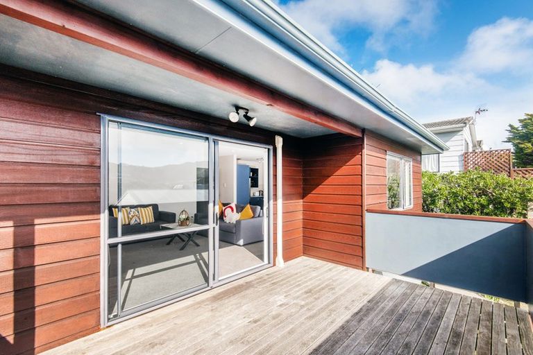 Photo of property in 4 Tarawera Road, Johnsonville, Wellington, 6037