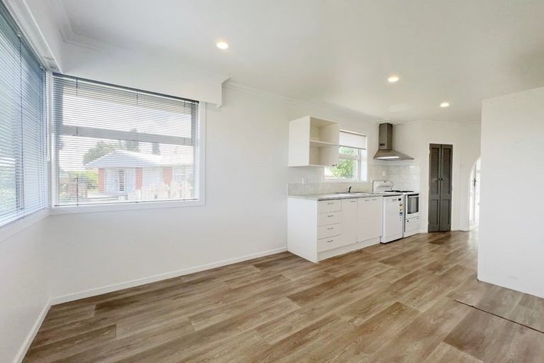 Photo of property in 12 Pryce Place, Silverdale, Hamilton, 3216