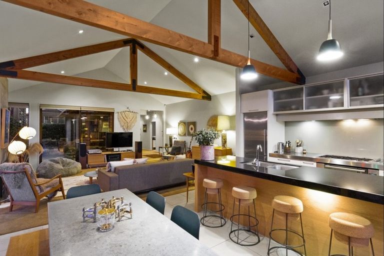 Photo of property in 34 Rannoch Drive, Jacks Point, Queenstown, 9371