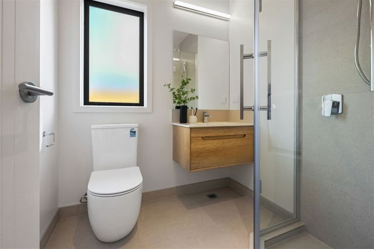 Photo of property in 1/48 Heath Street, Saint Andrews, Hamilton, 3200