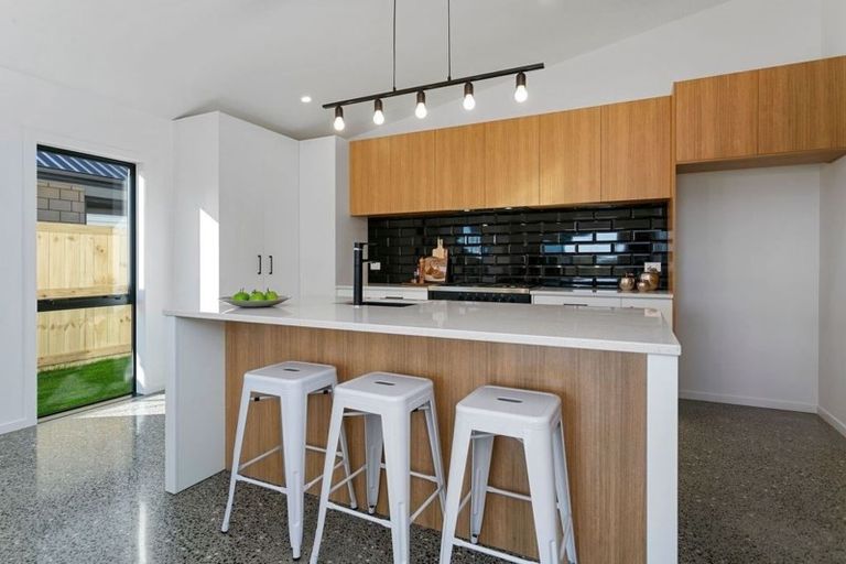 Photo of property in 5 Hehan Close, Cambridge, 3434