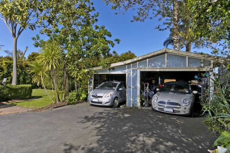 Photo of property in 283 Lake Road, Belmont, Auckland, 0622