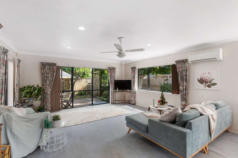 Photo of property in 14a Campbell Place, Papakura, 2110