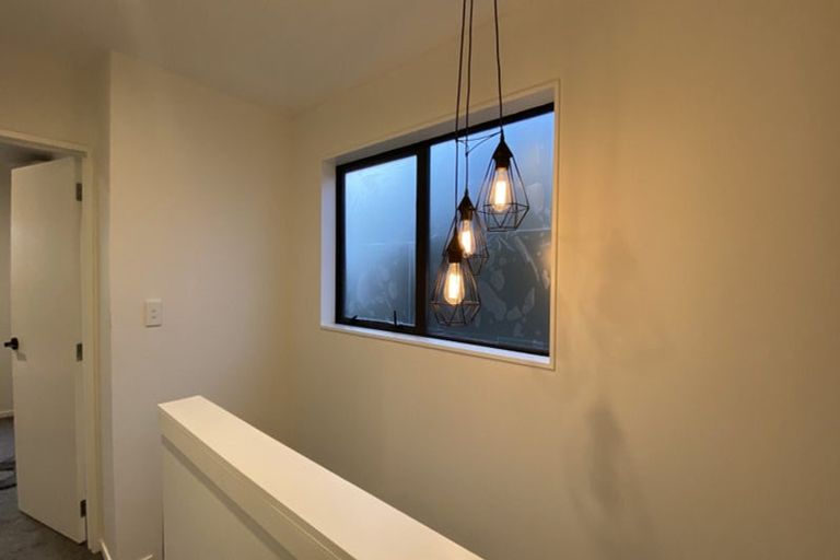 Photo of property in 8/10 Ayr Road, Pakuranga, Auckland, 2010