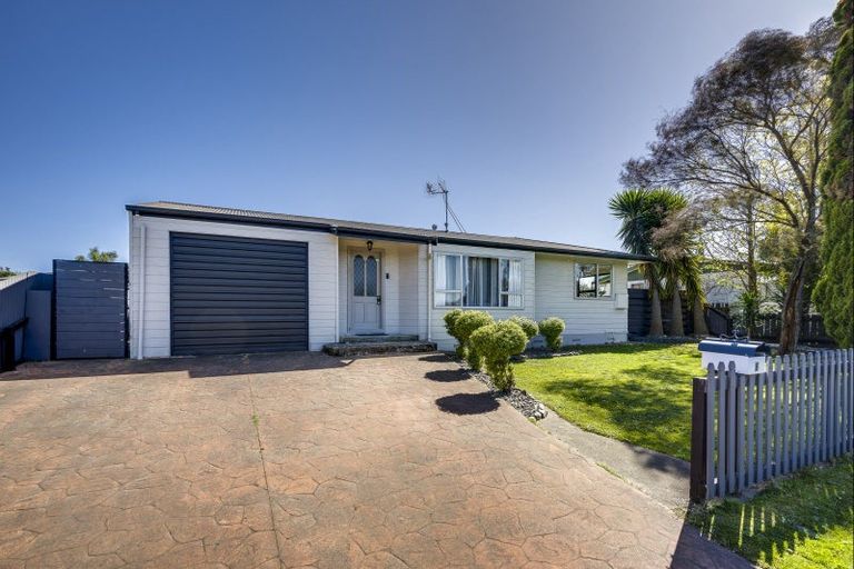 Photo of property in 8 Spriggs Crescent, Greenmeadows, Napier, 4112